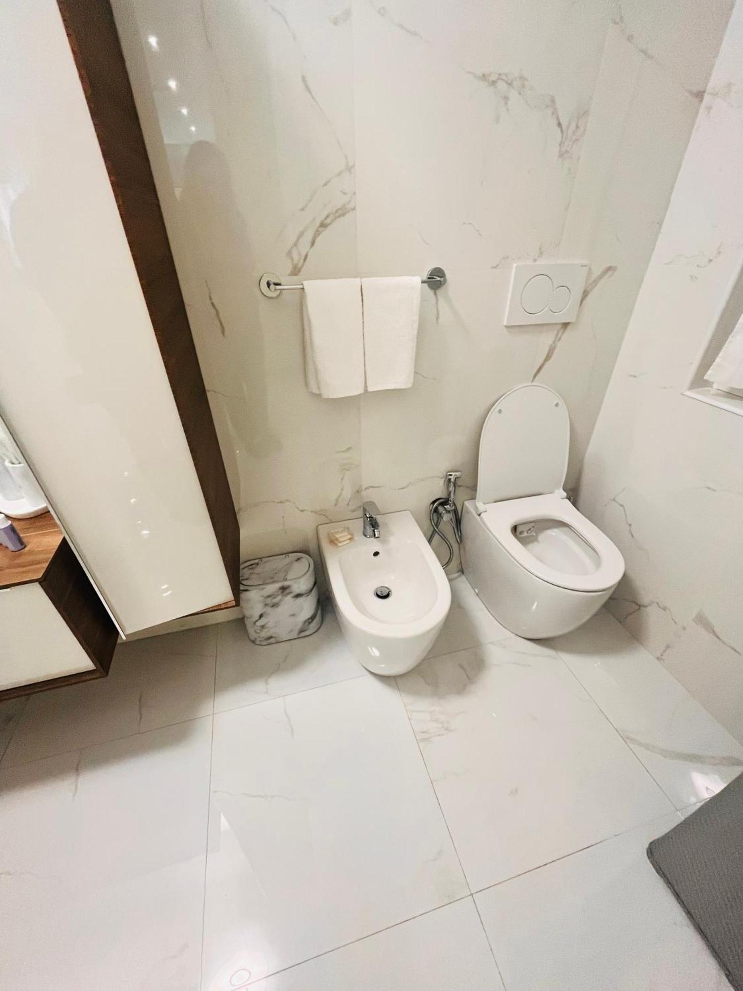 Vanecia'S Luxury Homestay Санремо Экстерьер фото